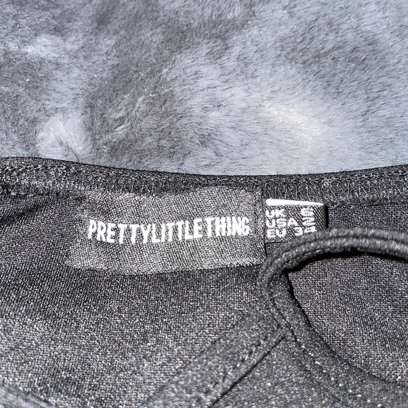 Black above the knee dress (Pretty Little Thing Size 2 or Small) - Picture 2 of 3